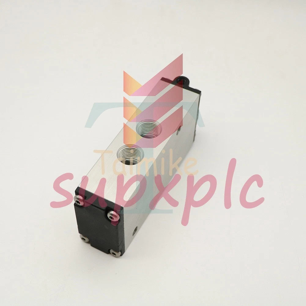 1PC AVENTICS 5711000300 solenoid valve