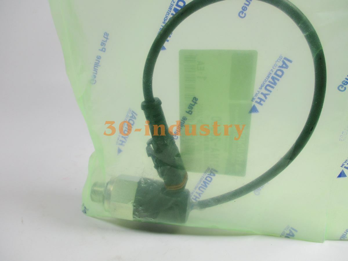 31NA-20080 Pressure Sensor for Hyundai R305-7 R375-7H Excavator - HYUNDAI