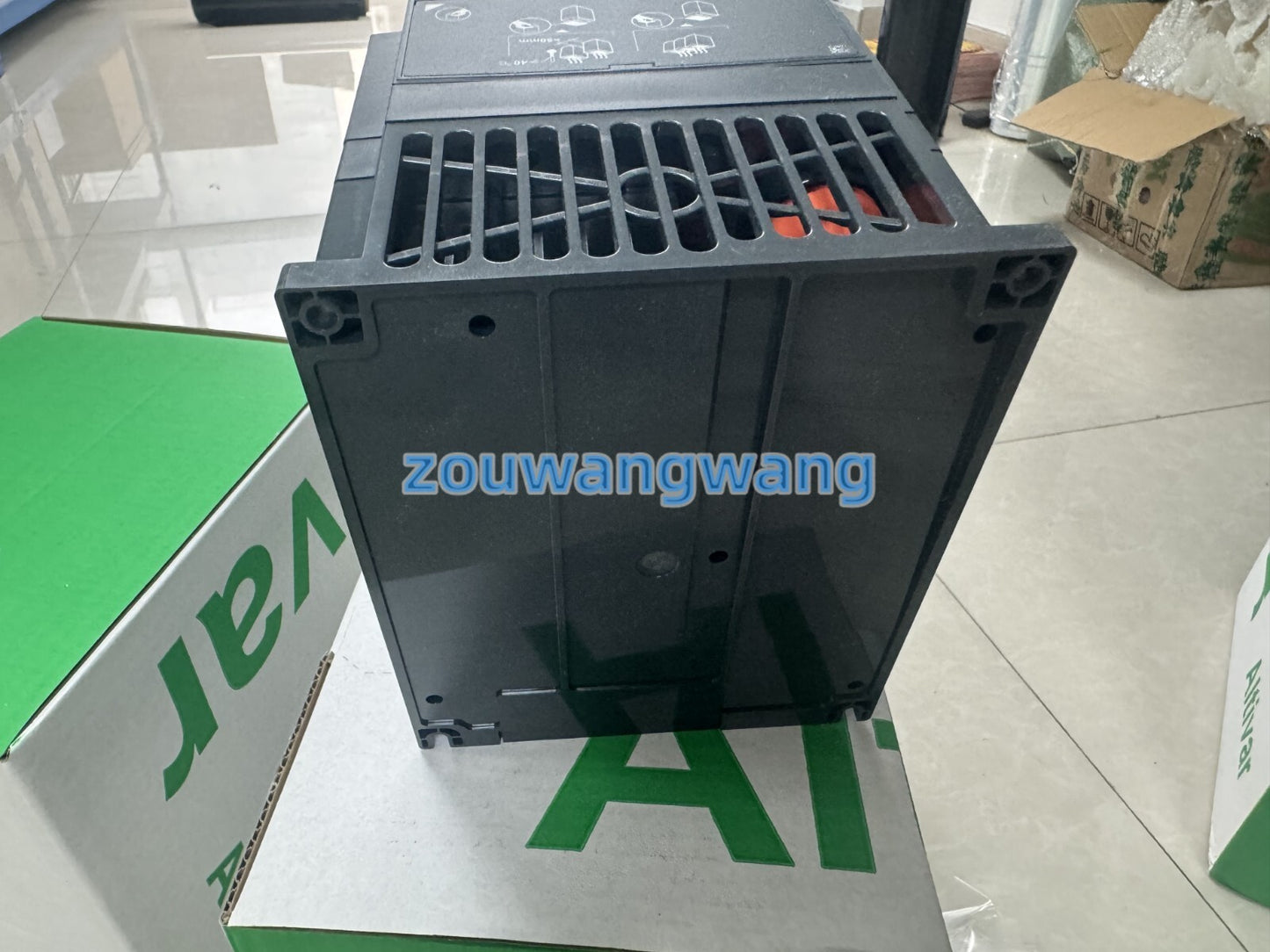 new ATV320U40N4C frequency converter ATV320U40N4C can accelerate shipme