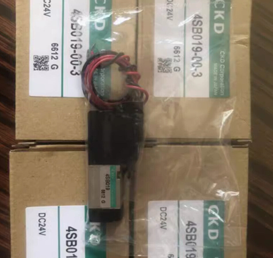 1Pcs 4SB019-00-3 Solenoid Valve