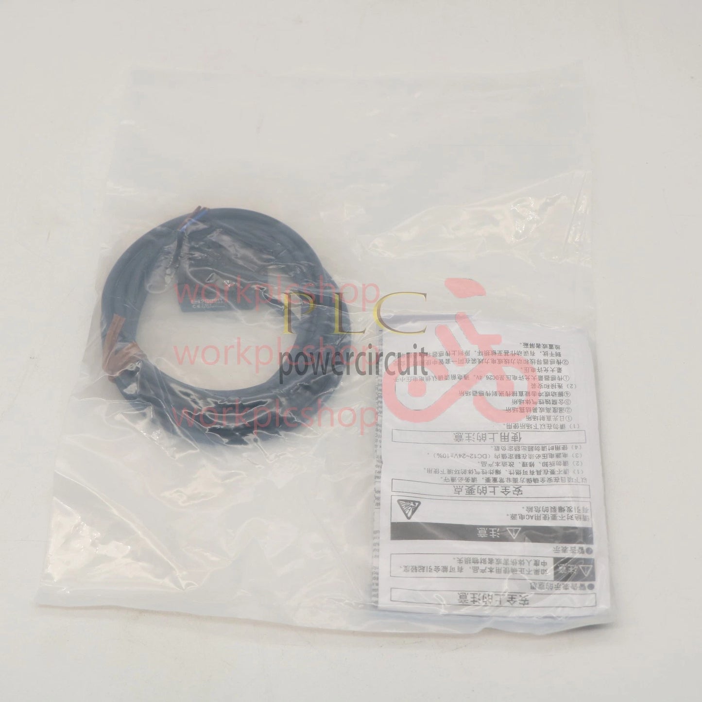 Omron E3ZG-D62 Photoelectric Sensor 2M 12-24VDC N ew 1PCS