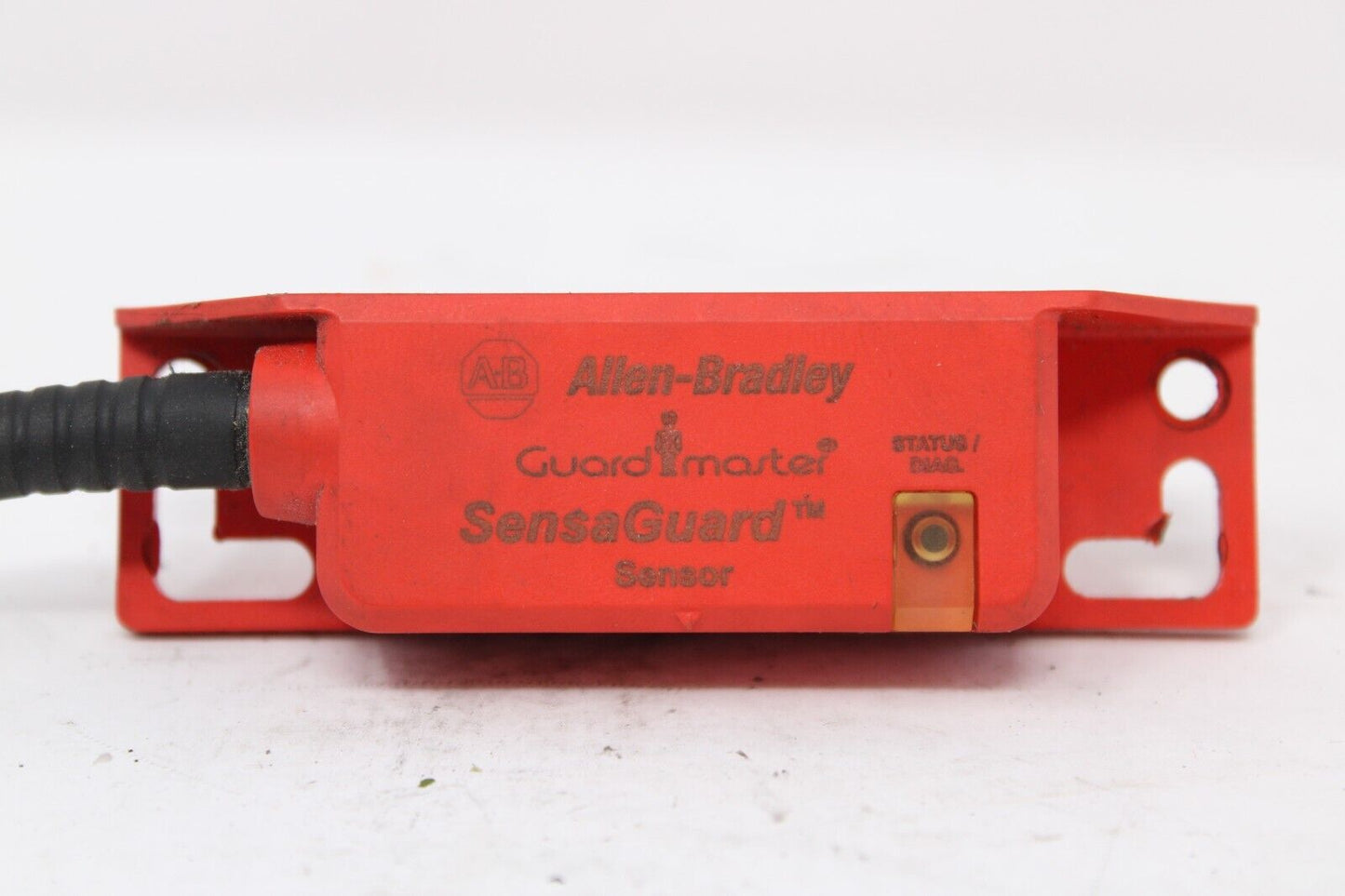 used Allen Bradley 440N-Z21SS2HN Sensor - ALLEN BRADLEY