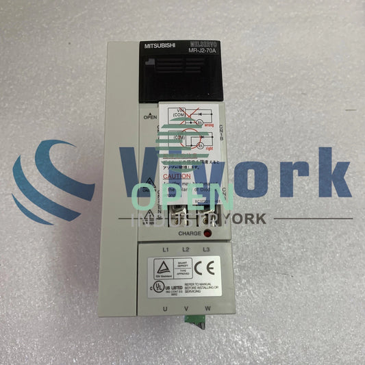 1PCS Mitsubishi MR-J2-70A SERVO DRIVE AC 200V 50/60HZ SERVO AMPLIFIER