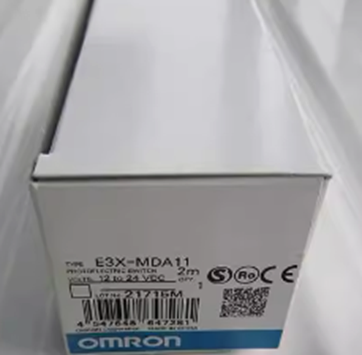 Omron E3X-MDA11 Photoelectric Sensor – High-Performance Motion Detection System - OMRON