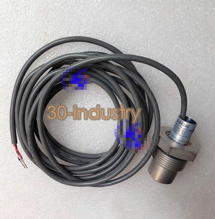1PCS New SEN00703 Photoelectric oil level sensor X13790185-01/S-9424E S 9424E - KOEED