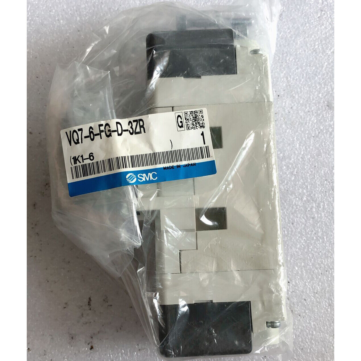 ONE SMC Solenoid valve VQ7-6-FG-D-3ZR - SMC
