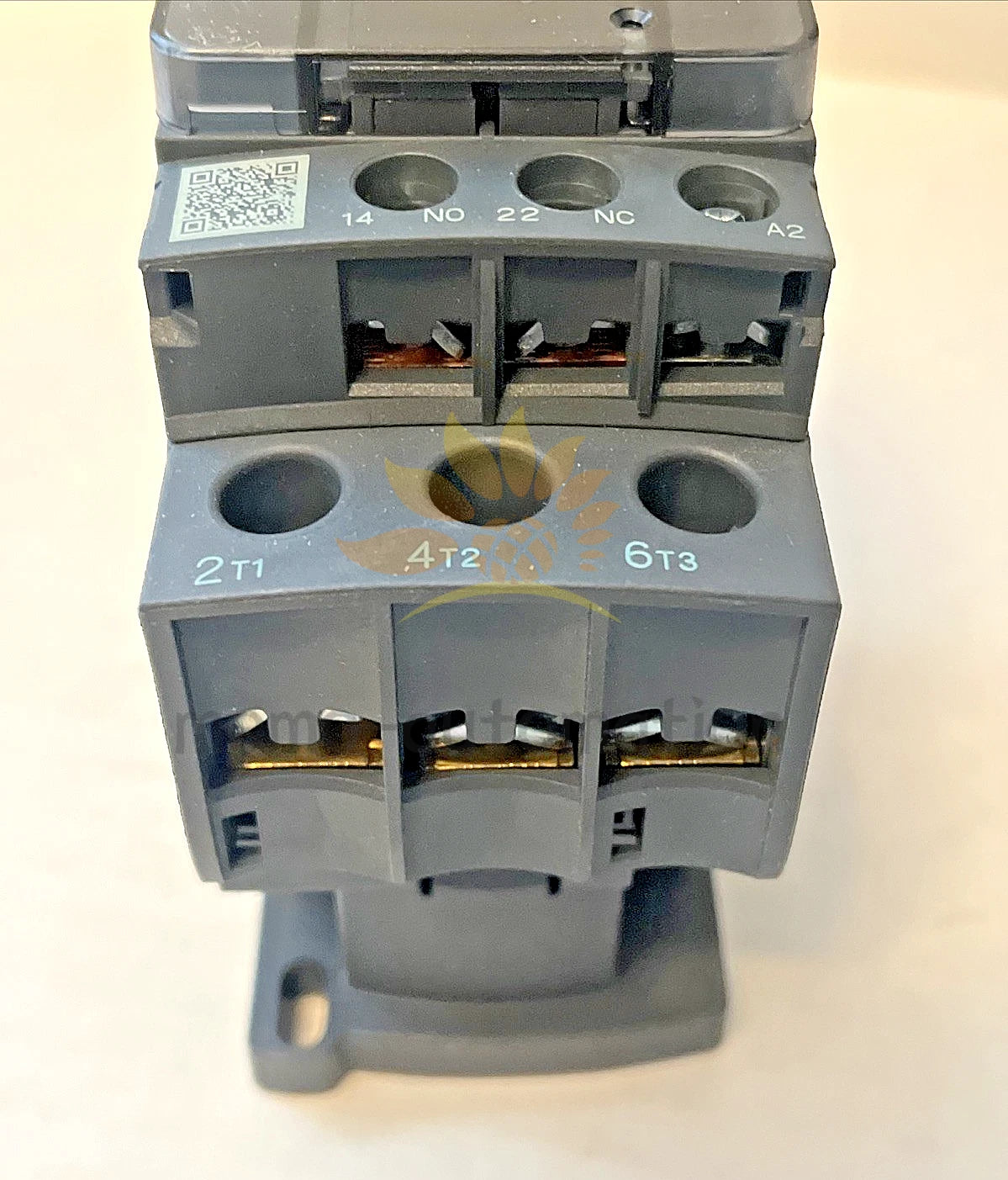 Schneider LC1D25M7 Contactor 3 poles 25 Amps Screw 220V 50/60 Hz 1PCS