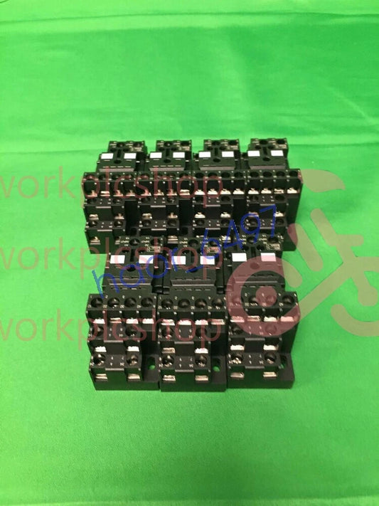 -Electric RXZE2M114 1 BOX OF 7 UNITS RXZE2M1141