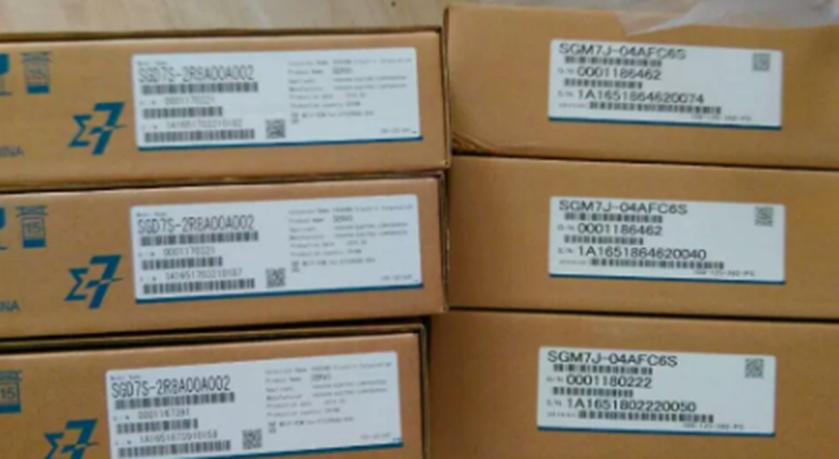 Yaskawa SGM7J-04AFC6 Servo Motor - High Performance Industrial Motor - YASKAWA