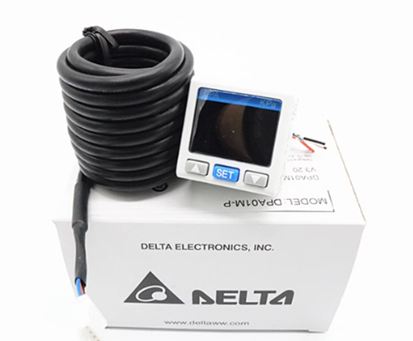 Delta DPA01M-P Pressure Sensor: High-Precision Pressure Measurement Device with 0-1000 Psi Range and ±0.1% Accuracy - DELTA