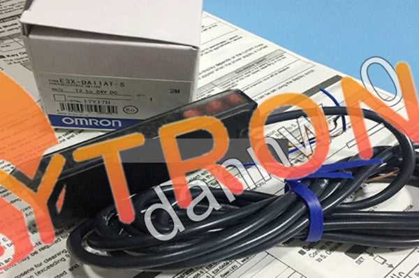 1PC Omron E3X-DA11AT-S 12-24VDC Photoelectric Switch