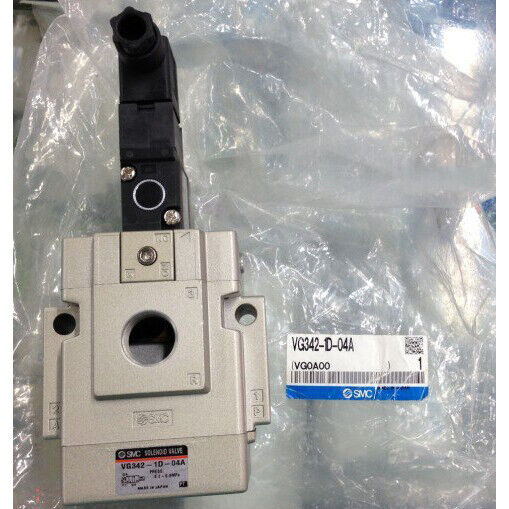 ONE SMC VG342-1D-04A Solenoid Valve - SMC