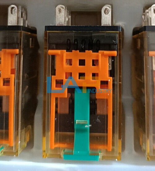 1PCS IDEC RU4S-CR-A110 Relay - 110VAC Intermediate Relay - IDECC