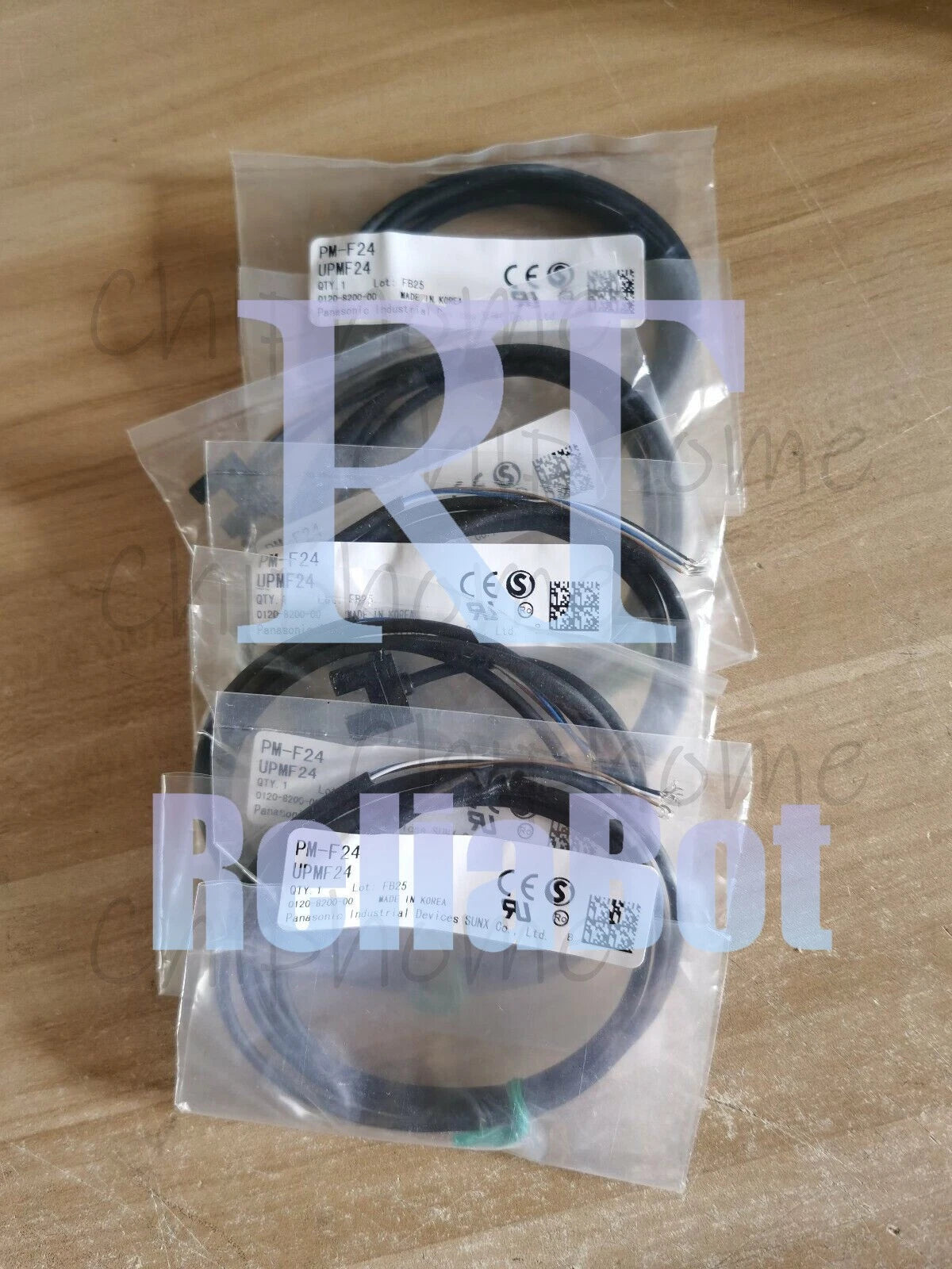 1PCS Panasonic PM-F24 PMF24 Photoelectric Sensor