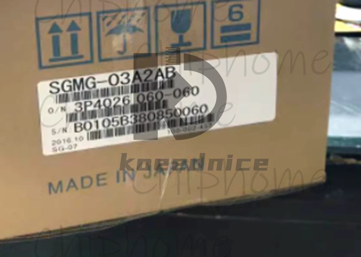 1PCS Yaskawa SGMG-03A2AB Servo Motor