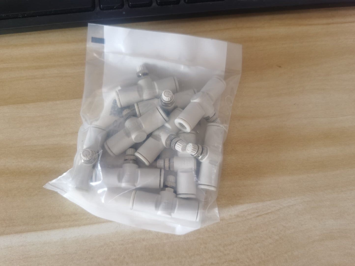 1Bag/10pcs SMC AS1001F-06 AS1001F06 Fittings Free Shipping #SM
