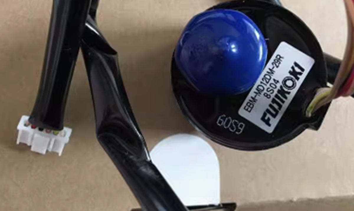 DAIKIN EBM-MD12DM-29R Duct Machine Expansion Valve - DAIKIN