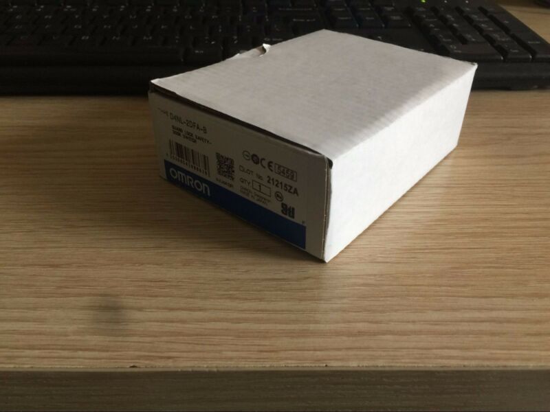 1PCS Omron D4NL-2DFA-B D4NL2DFAB Safety Door Switch In Box