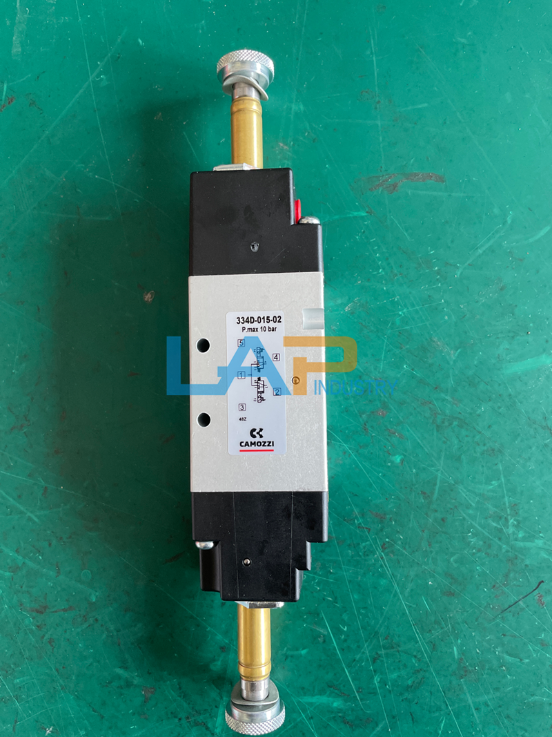 New Camozzi 334D-015-02 Solenoid Valve - 1 Piece - CAMOZZI