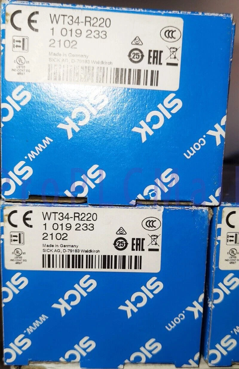 SICK Photoelectric switch WT34-R220 WT34R220 1PCS