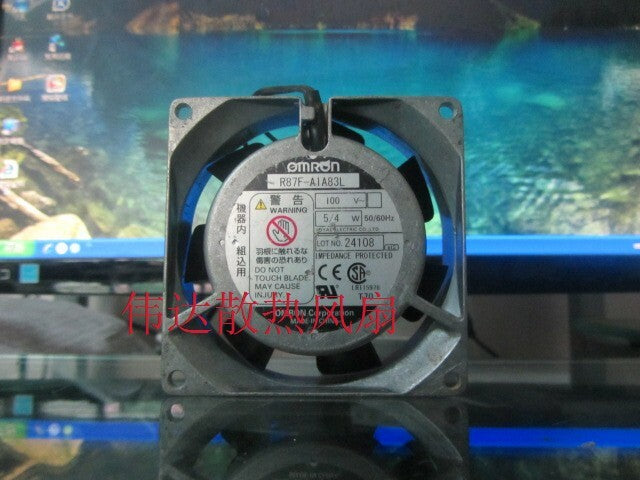1pcs OMRON R87F-A1A83L AC 100 5 / 4W 8 cm cooling fan