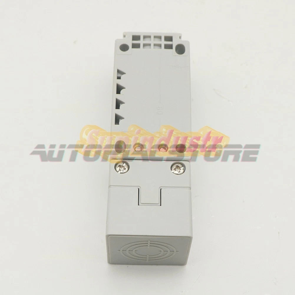 1Pcs SCHNEIDER XSC-H203629 Proximity Transducer Sensor