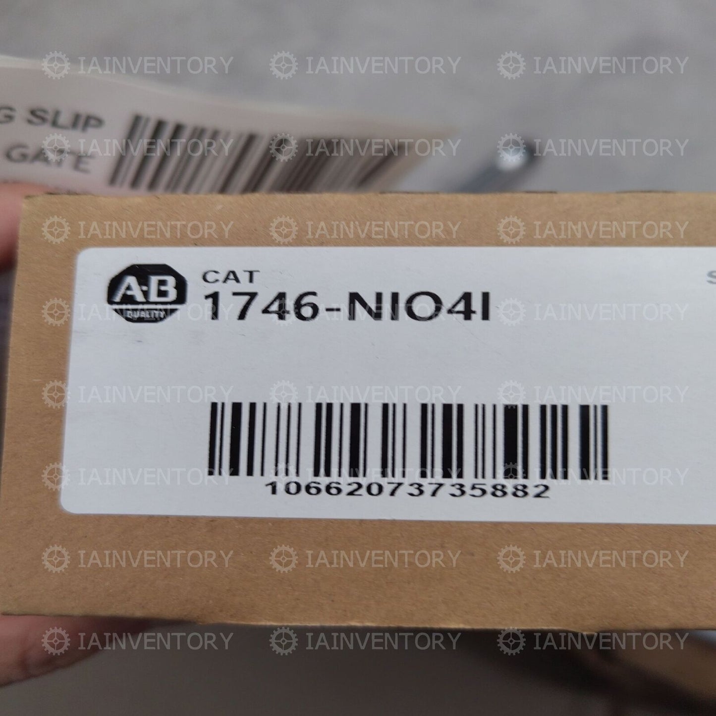 Allen-Bradley SLC 500 Analog Input/Output Module 1746-NIO4I - ALLEN-BRADLEY