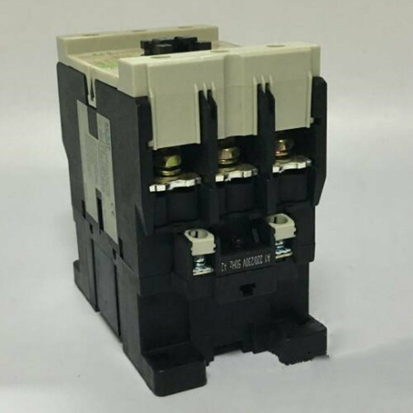 new 1PS For FUJI SC-E4P AC220V contactor switch - FUJI