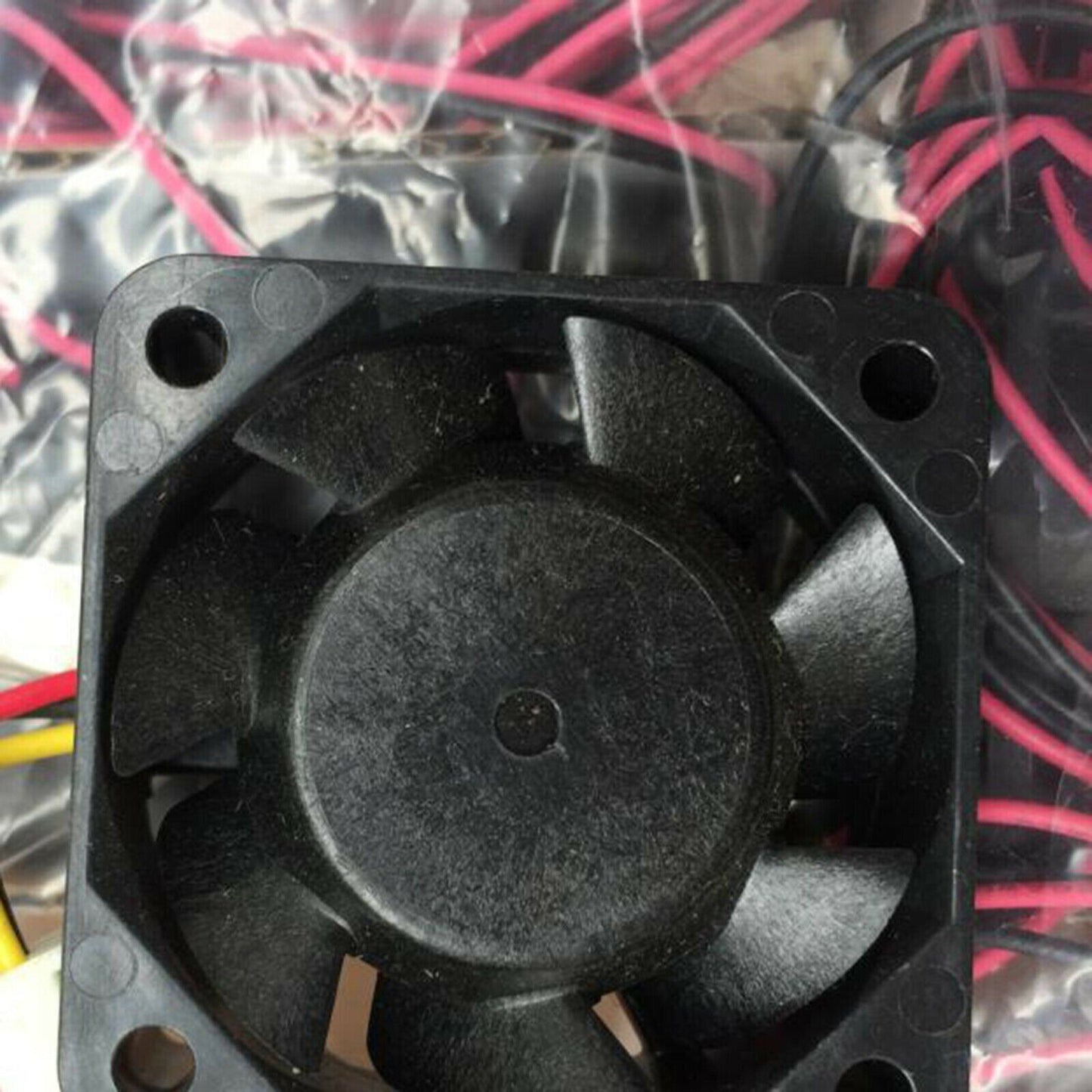 SANYO 109P0412H7D03 DC12V 0.13A - SANYO