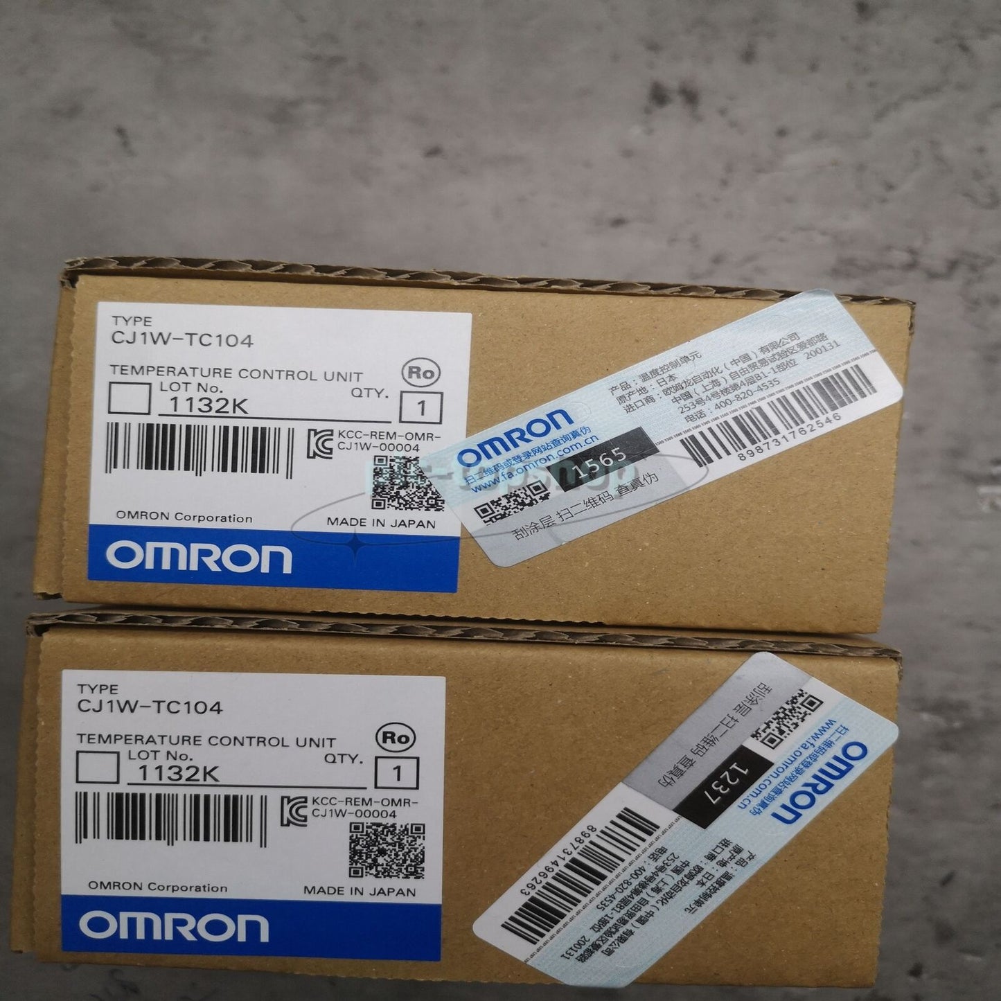 Omron CJ1W-TC104 Temperature Control Unit - OMRON