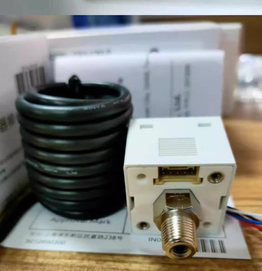 1pc For Delta pressure switch DPA10M-P pressure sensor sensor