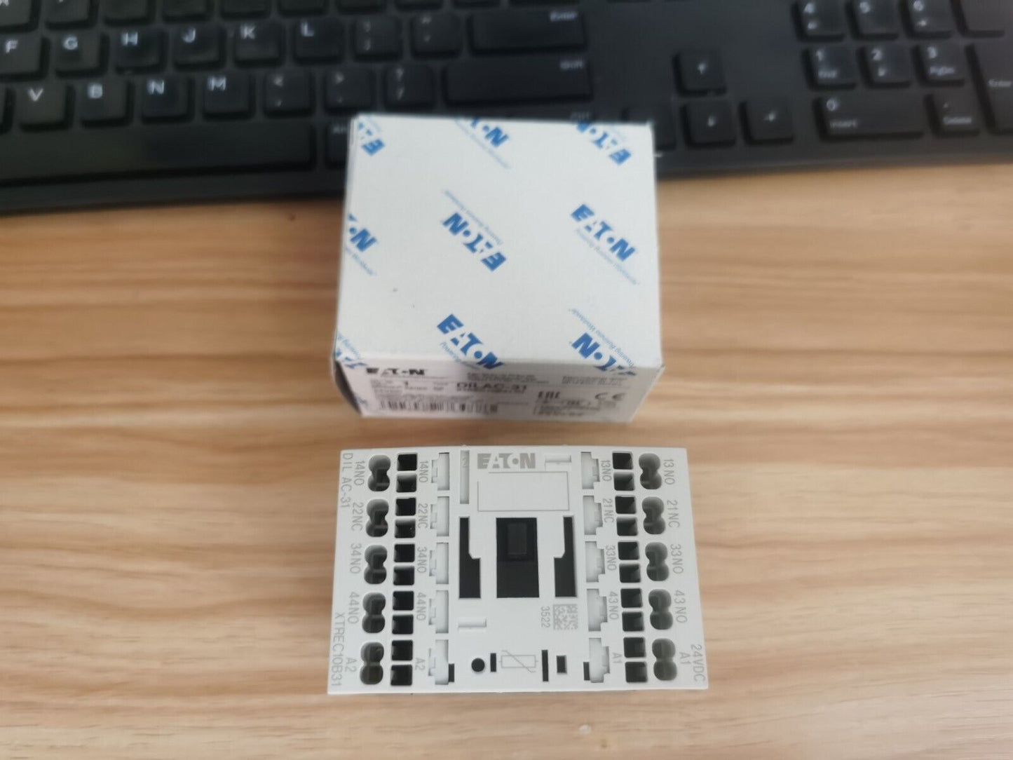 new 1PCS Eaton Moeller DILAC-31 XTREC10B31TD DC Contactor 24VDC - EATON MOELLER