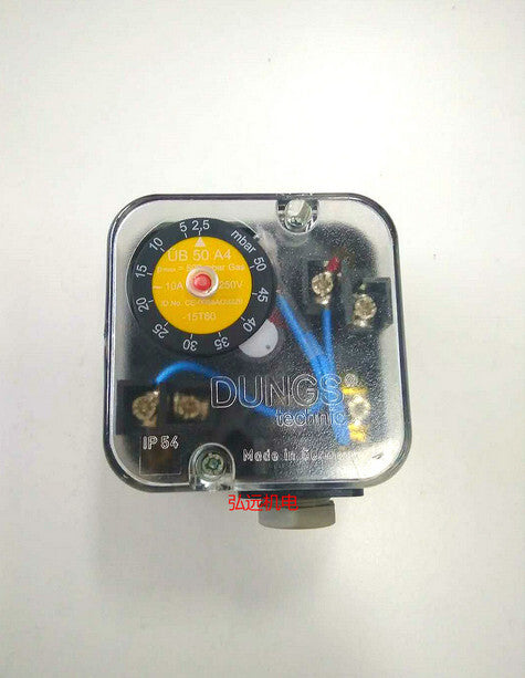 1PCS DUNGS UB50A4 Pressure Switch In Box