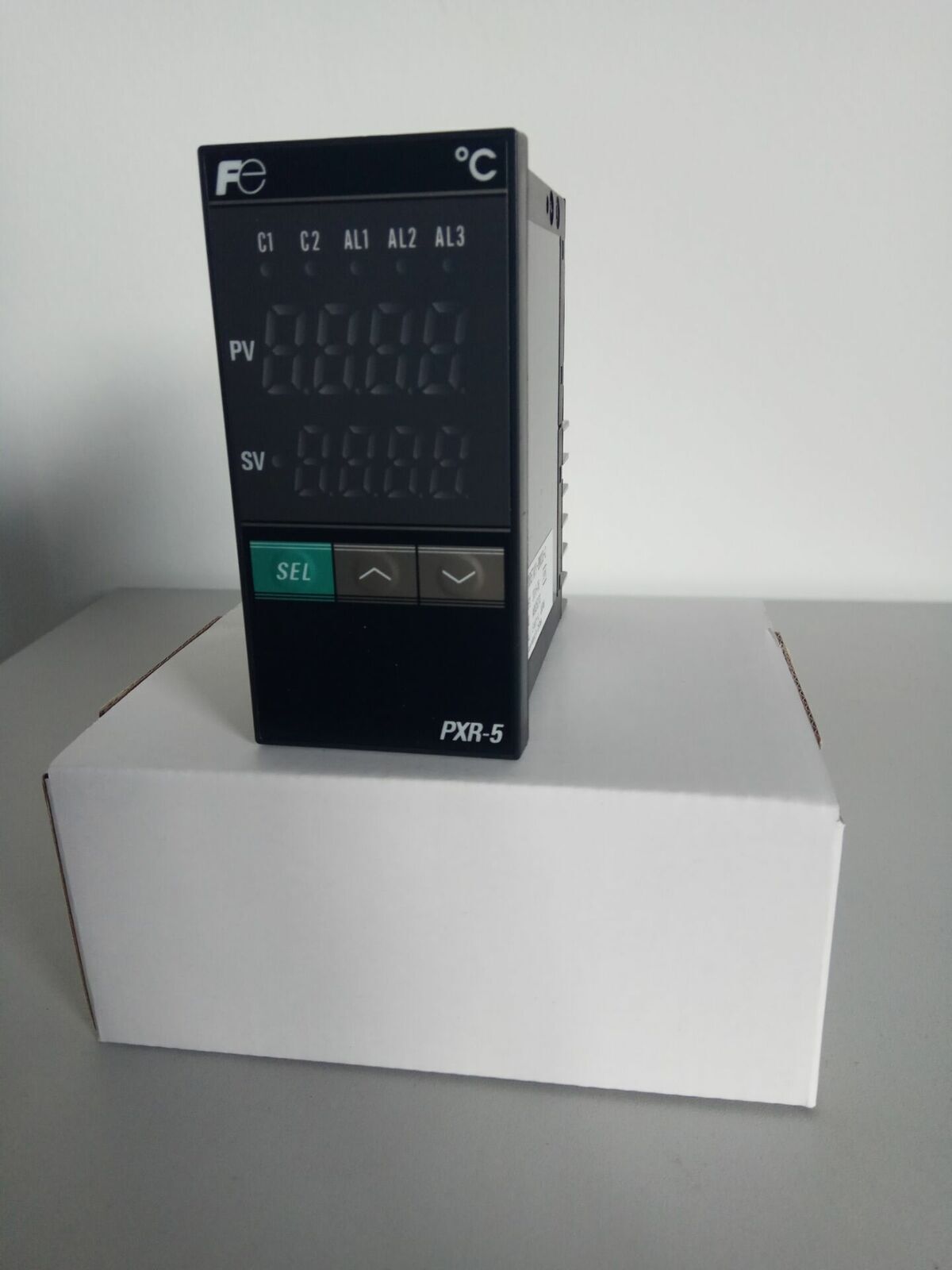 New One PXR5TAY1-8W000-C Temperature Controller Equipment in Box - ONE