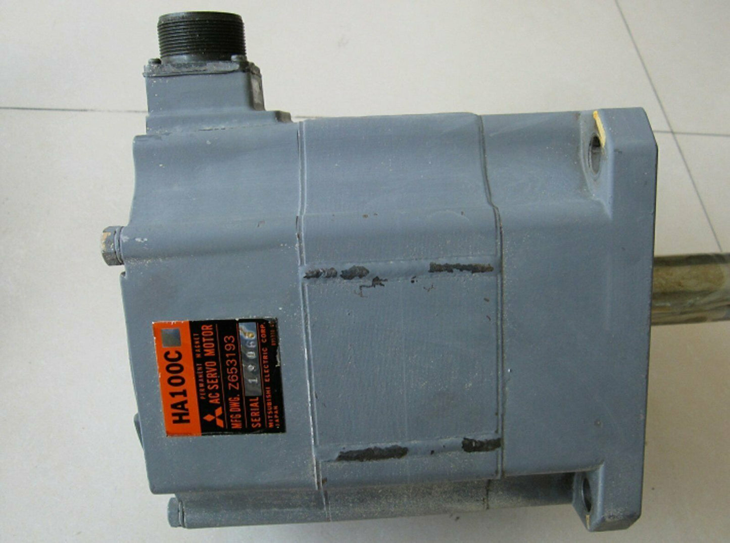 Mitsubishi AC Servo Motor HA100C-S Used and Tested Good Condition - MITSUBISHI