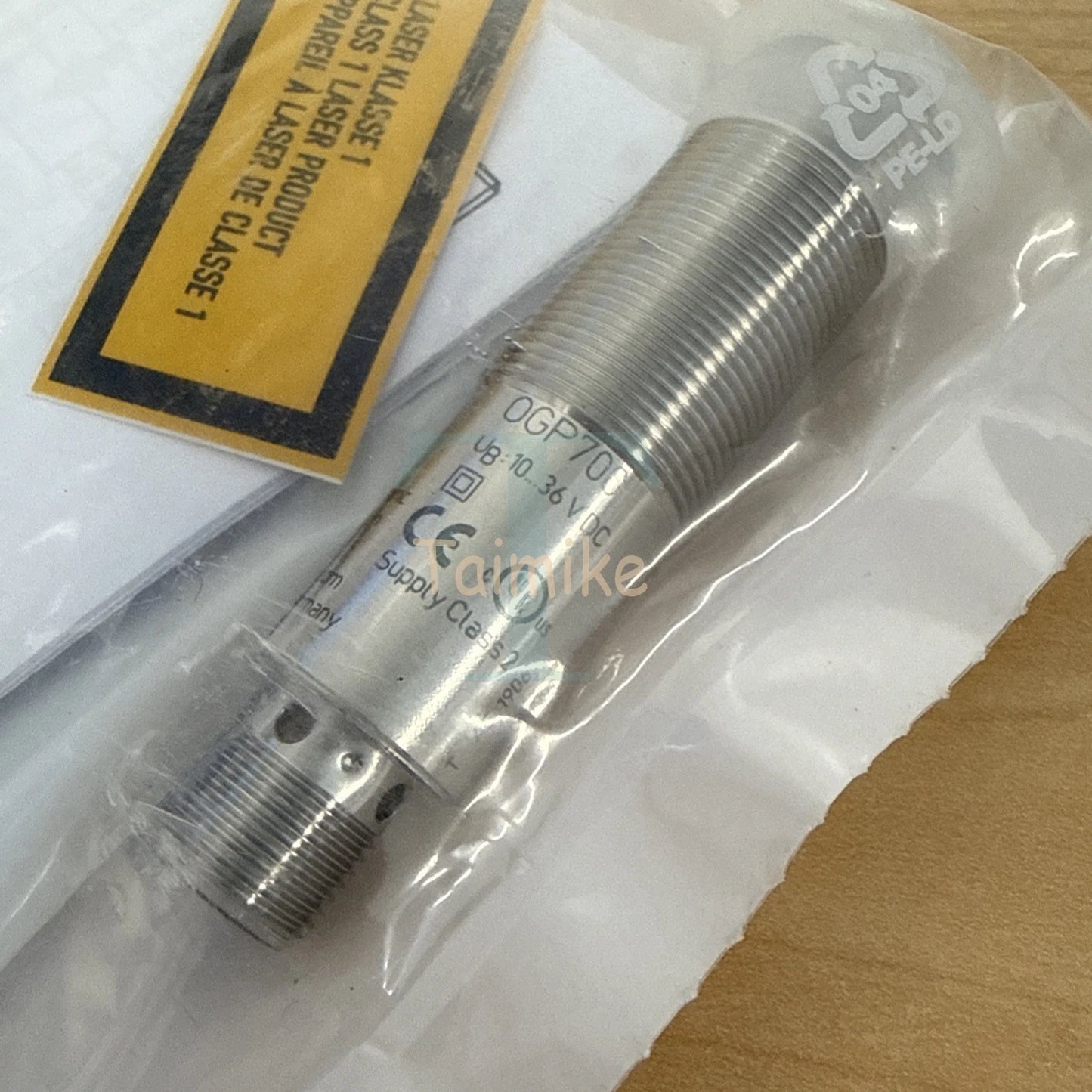 ! IFM OGP700 Retro-reflective Proximity Sensor OGPLFPKG/US100