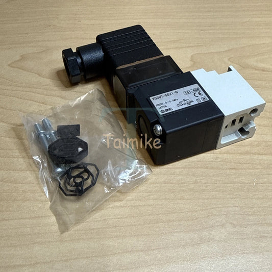 ! SMC VO307-5DZ1-Q 3-Port Solenoid Valve