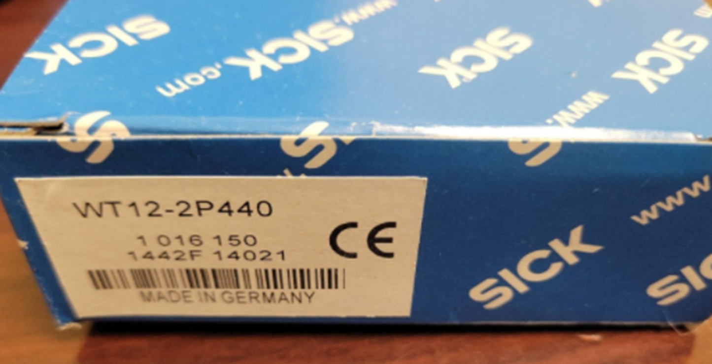 SICK WT12-2P440 PLC Photoelectric Proximity Sensor PNP Red - SICK