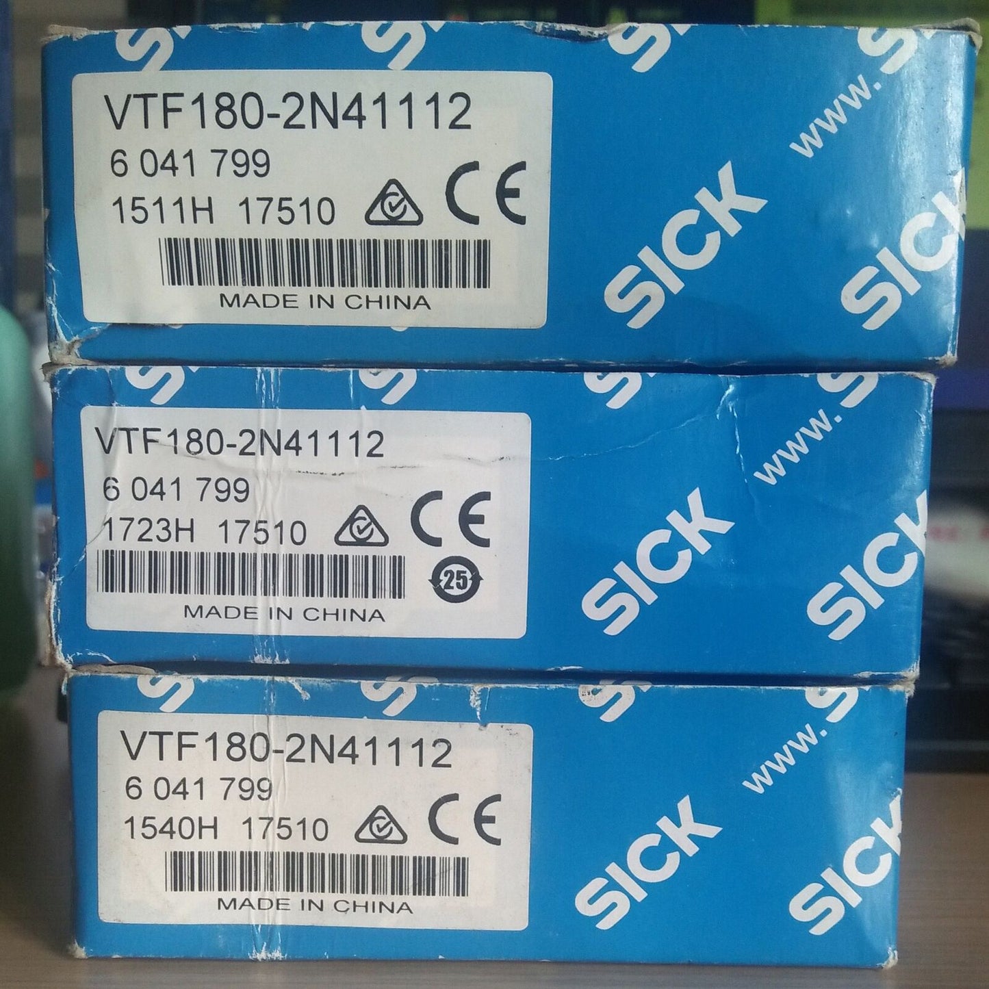 1PC SICK Photoelectric Switch VTF180-2N41112 - SICK