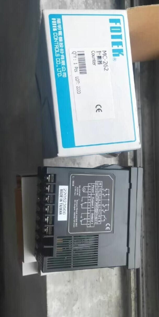 1PC Fotek MC-262 MC262 Counter In Box Free Ship