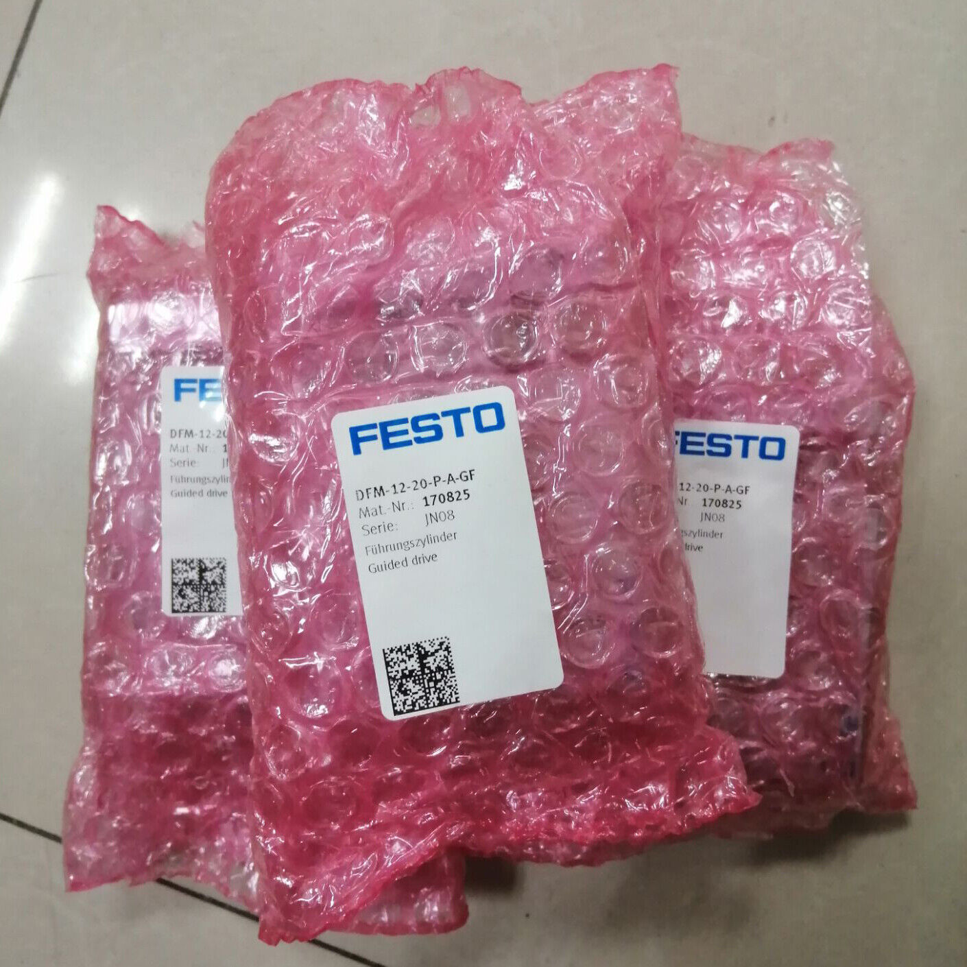 1PC Festo DFM-12-20-P-A-GF 170825 Guide Cylinder - FESTO