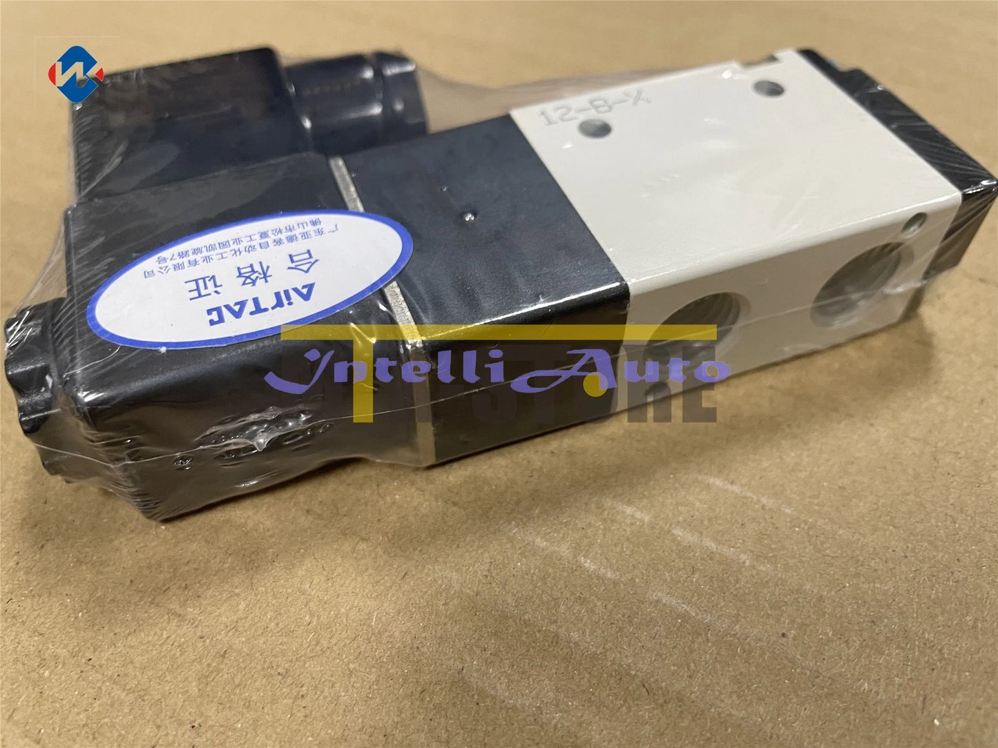 1pcs AirTAC solenoid valve 3V210-08-NC