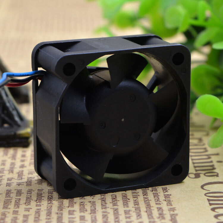 new 1pc Delta EFB0405MD-ROO fan 40*40*20mm 3pin DC 5V 0.24A