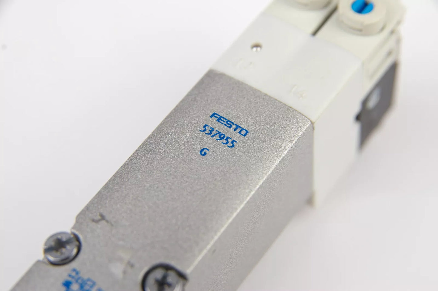 Festo Solenoid Valve VMPA2-M1H-G-PI 537955 - FESTO