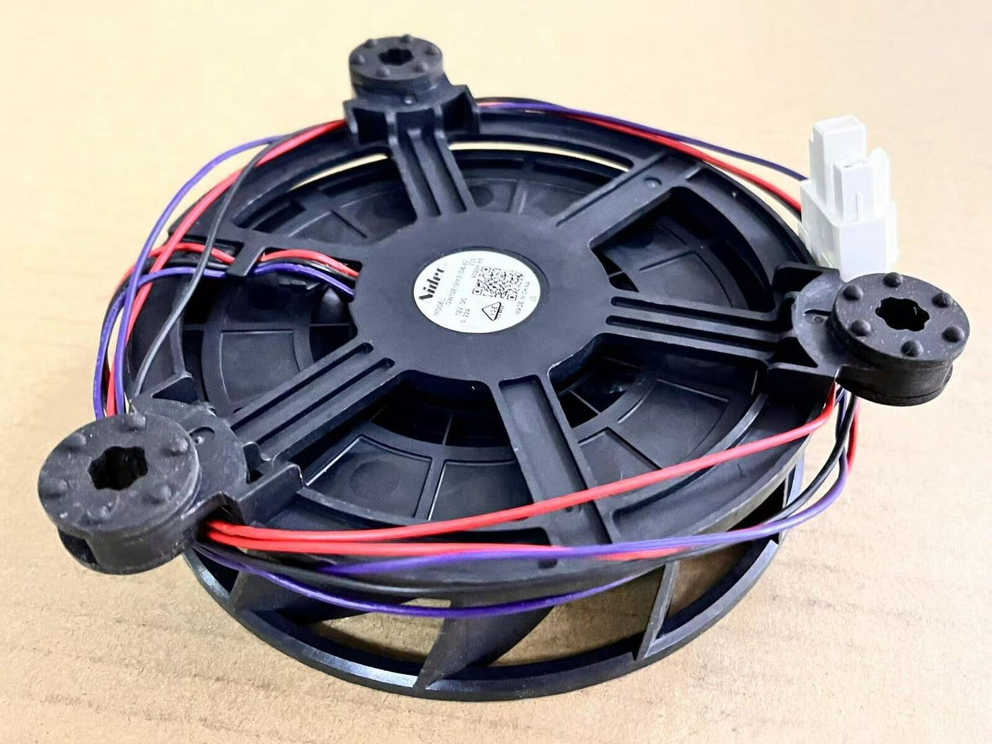 new Nidec GW12E12MS1CB-52 12V 0.22A refrigerator built-in cooling fan