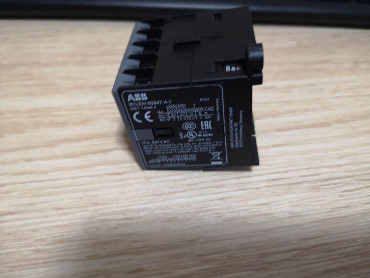 1PCS ABB B7-30-01 24VAC Contactor