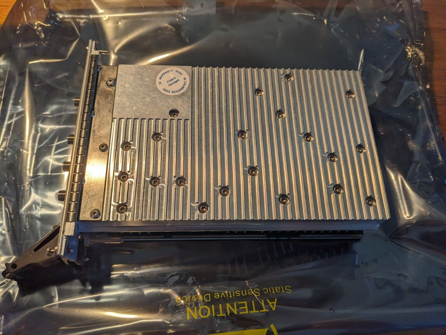 National Instruments NI PXIe-5653 RF Analog Signal Generator 8.3GHz with 2.5GHz Bandwidth - NATIONAL INSTRUMENTS