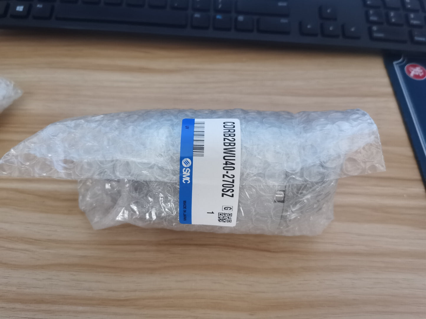 1PC SMC CDRB2BWU40-270SZ CDRB2BWU40270SZ Cylinder Free Shipping #SM