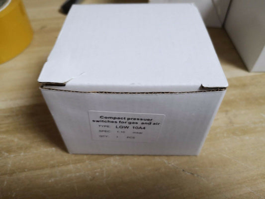 1PC Pressure Switch LGW10A4 - DUNGS