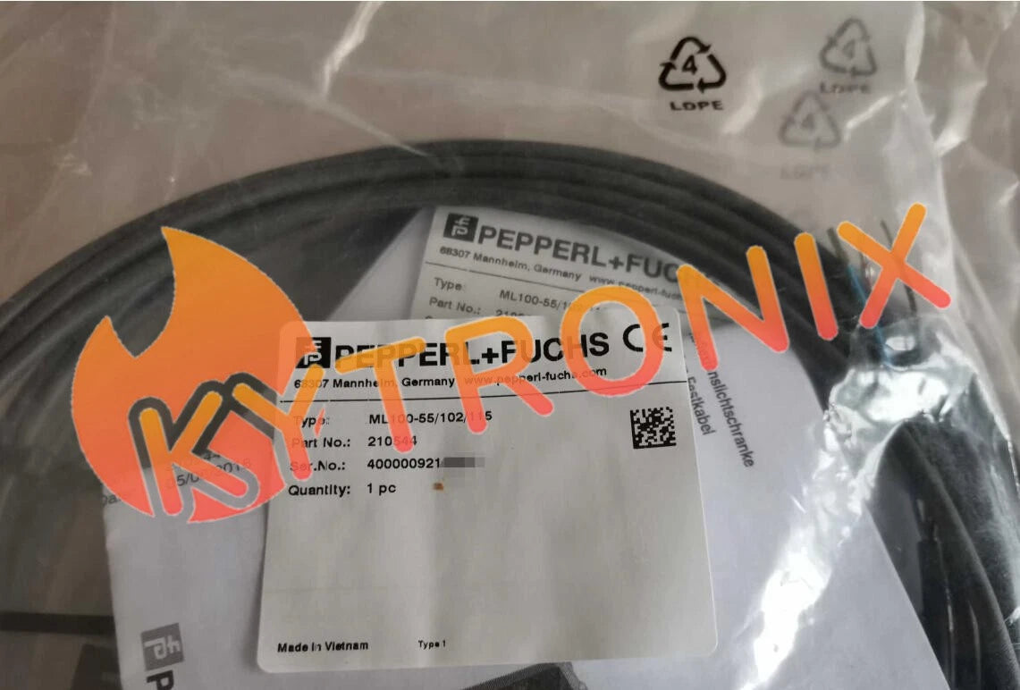 1 pcs PEPPERL+FUCHS ML100-55/102/115 210544 photoelectric sensor